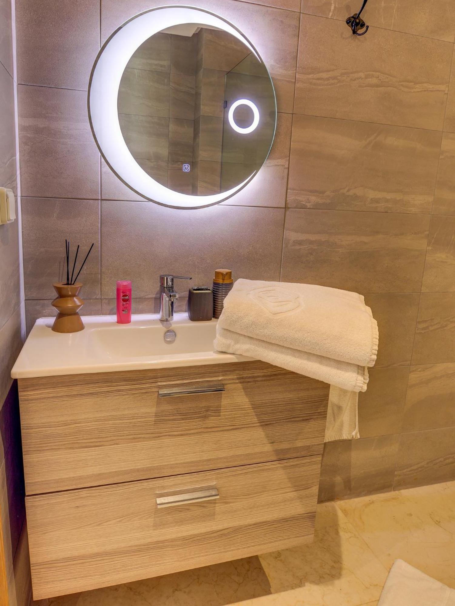 Appartement Safran - Luxe - Piscine - 2 Or 3 Px *